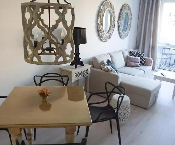 Persante II Apartments